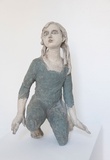 aus der Reihe „Bleiben, Warten“, 2016, Terrakotta engobiert, ca. 30 cm 