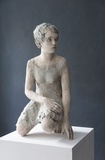 aus der Reihe „Bleiben, Warten“, 2016, Terrakotta engobiert, ca. 50 cm 