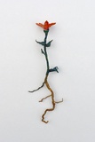 Anne Carnein · No. 10 „ Summer tale” · 2019 · Stoff, Garn, Draht · 22 x 7 x 3 cm