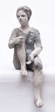 Silvia Siemes · „Bleien, Warten” · 2022 · Terrakotta, engobiert · 43 cm